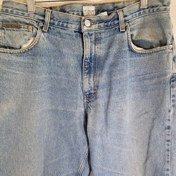 Calvin Klein Easy Fit Jeans Mens 36x32 Act 35x32 Double Stone Wash Denim Pants - Picture 2 of 9